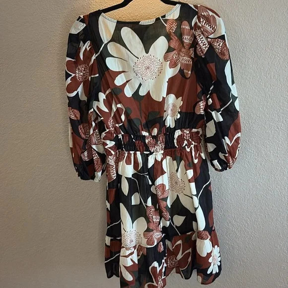 Umgee Floral Print Dress with 3/4 Sleeves/ Size Medium - Picture 8 of 8